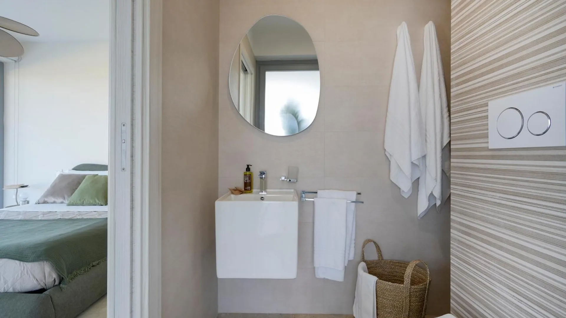 Villa Fronte Mare バーリ