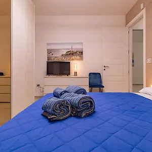  Apartament Elilux - Zona Policlinico, Garage E Posto Auto